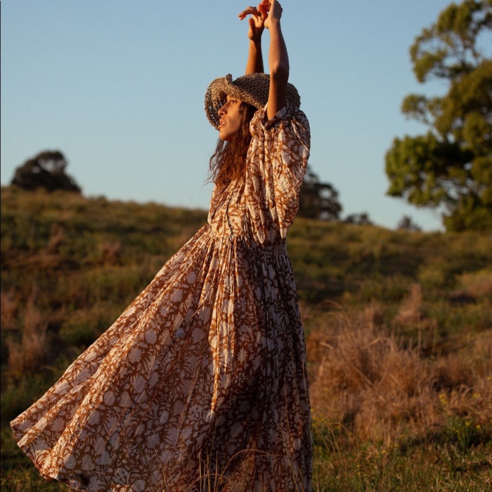 Daughters of India Kyra Dress in Caramel, size xs/s. Boho, flowy, summer + fall
